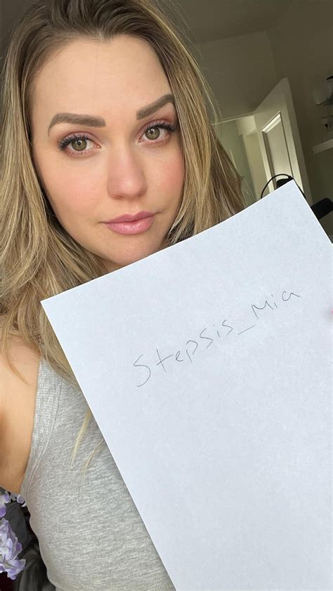 Best of Mia ️ : r/MiaMalkova